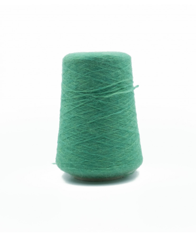 Alpaca 42% Cashmere 28% Polyamide 30%
