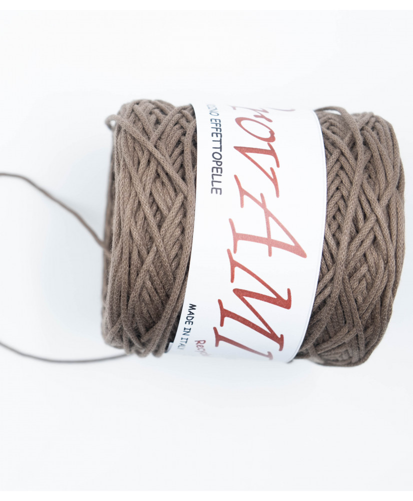 Cotone 85% Poliestere 10% Altrefibre 5%