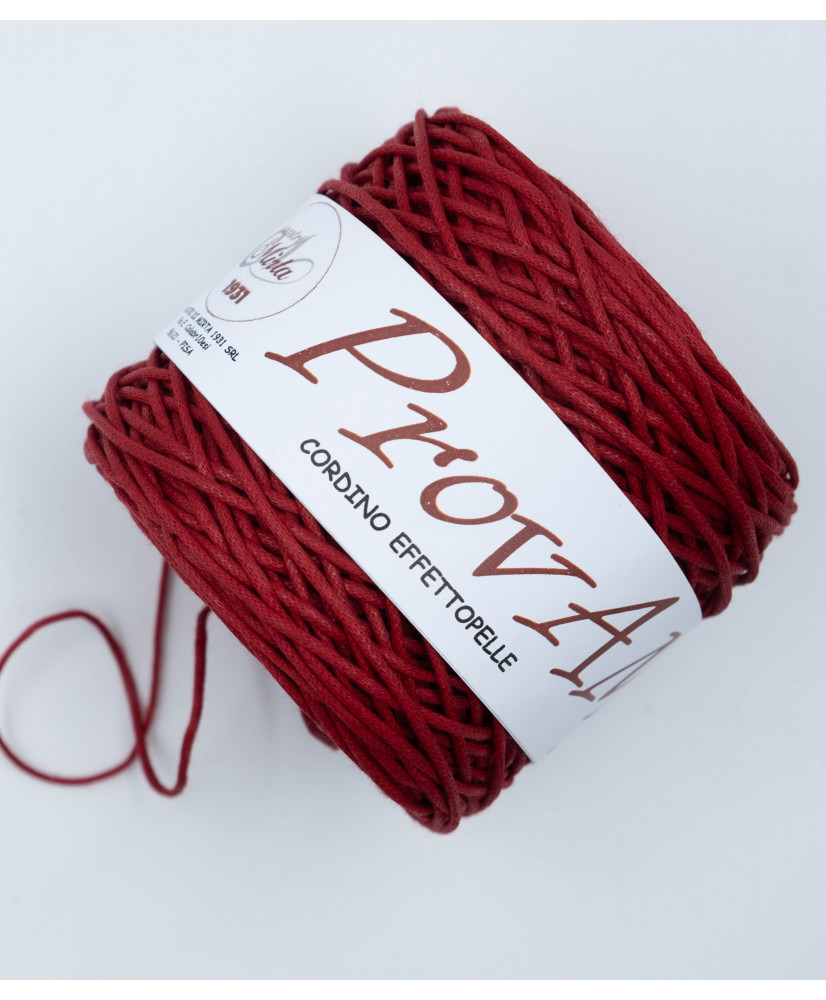 Cotone 85% Poliestere 10% Altrefibre 5%