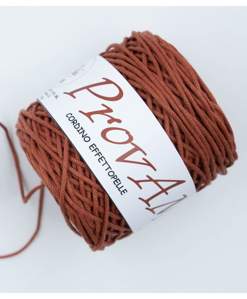 Cotone 85% Poliestere 10% Altrefibre 5%