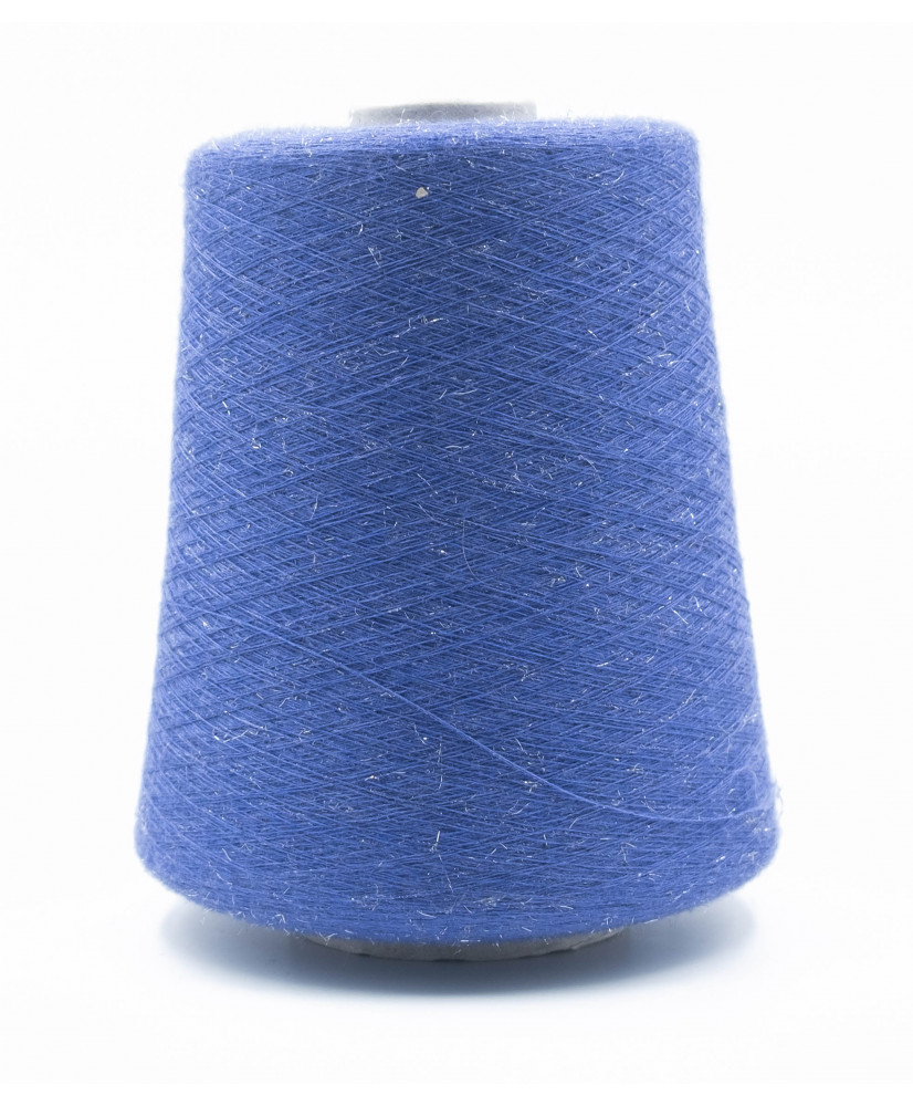 Cashmere 41% Viscose 40% Silk 17% Lurex 2%