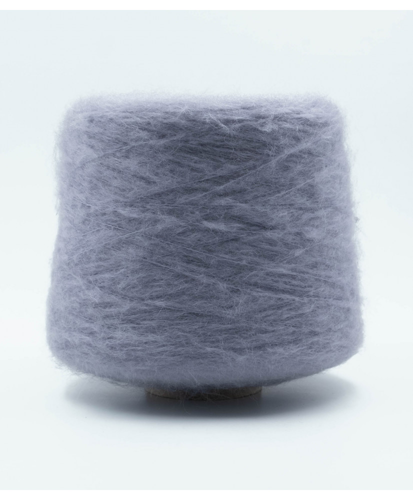 Regenerated mohair 24% Regenerated merino 32% Regenerated polyamide 21% Polyamide 23%
