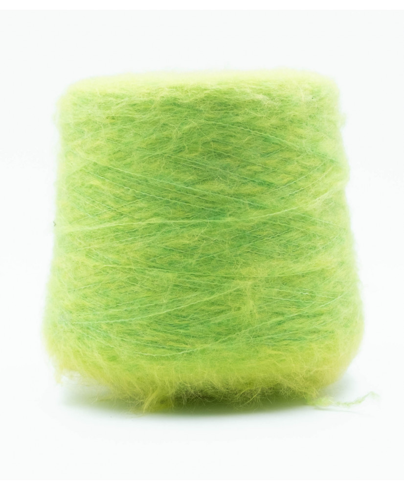 Mohair rigenerato 24% Merino rigenerato 32% Poliammide rigenerato 21% Poliammide 23%