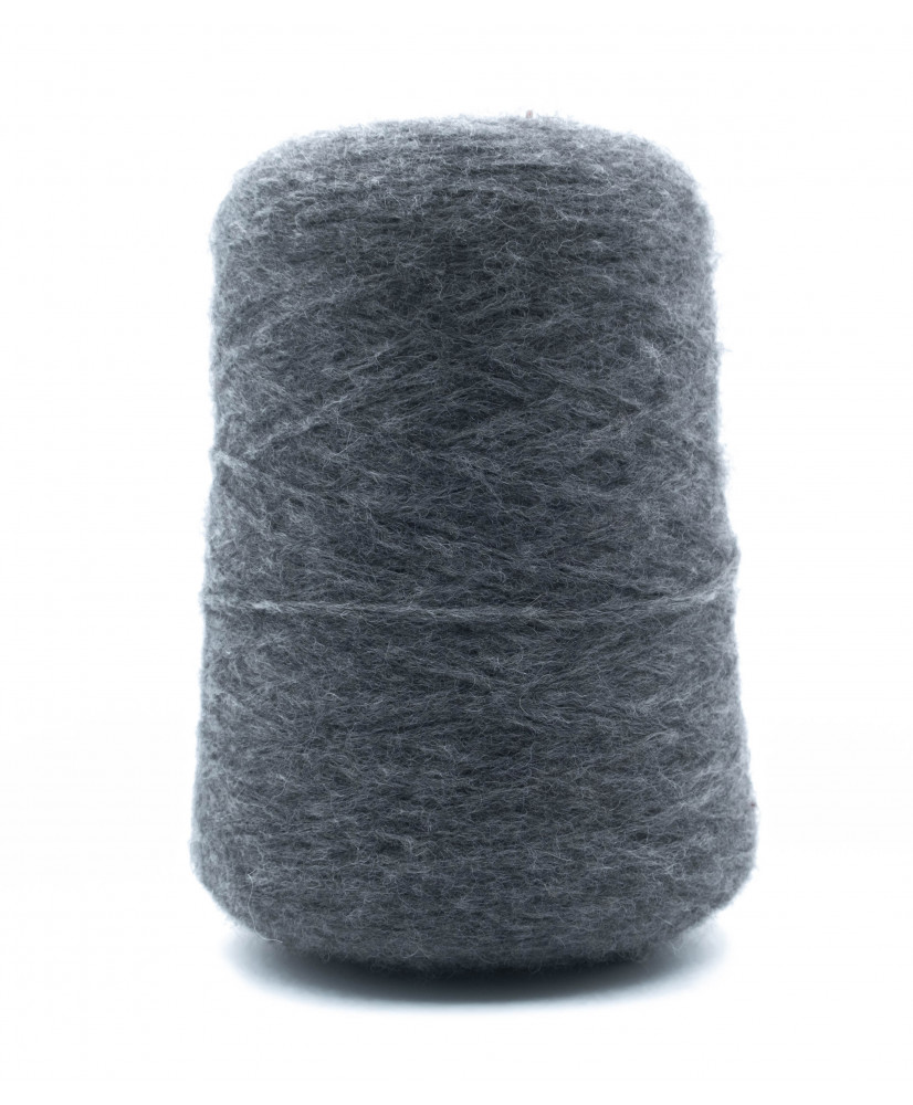 Baby alpaca 68% Fine Merino 10% Polyamide 22%