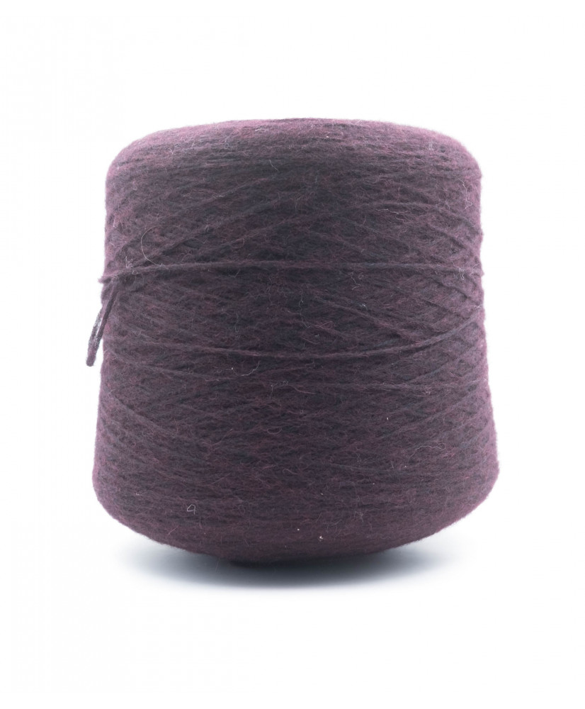 Baby alpaca 56% Fine merino 10% Polyamide 34%