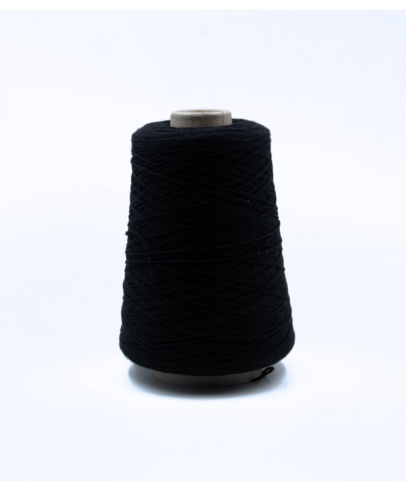 Cotton 58% Polyamide 28% Silk 14%