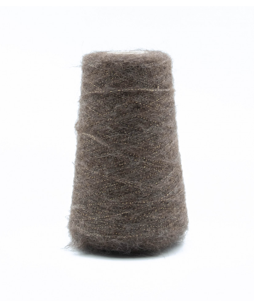 Alpaca 67% Wool 12% Polyamide 15% Polyester 6%