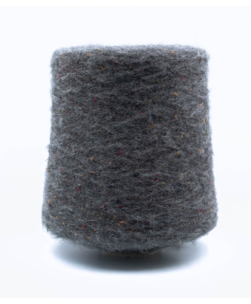 Baby alpaca 40% Viscosa 32% Poliammide 20% Lana merino 8%