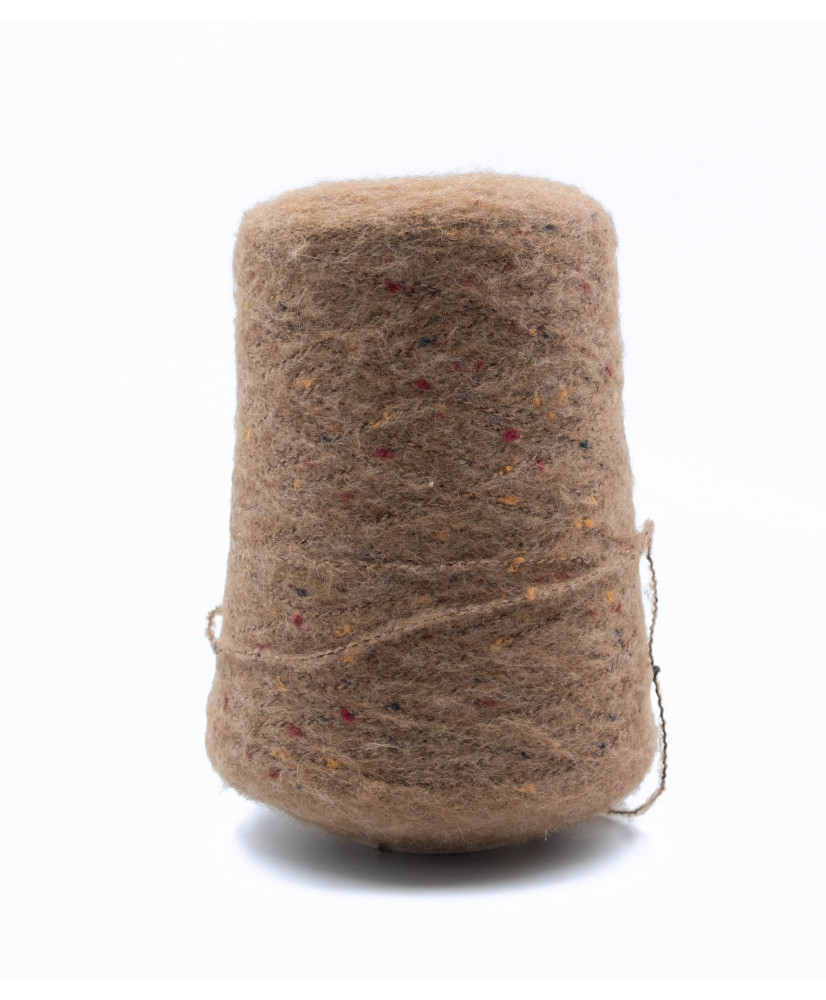 Baby alpaca 40% Viscosa 32%  Poliammide 20% Lana merino 8%
