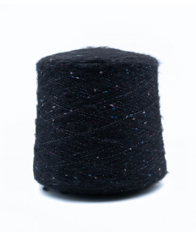 Baby alpaca 40% Viscosa 32% Poliammide 20% Lana merino 8%