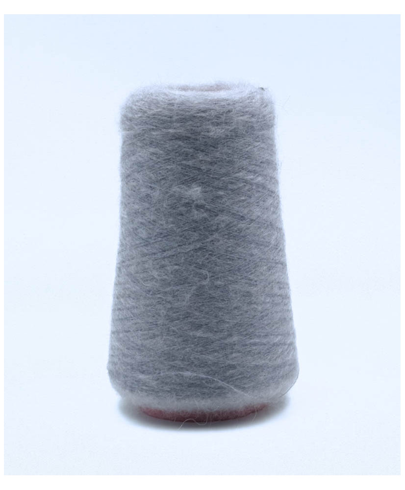 Kidmohair 58% Polyamide 36% Merino 6%