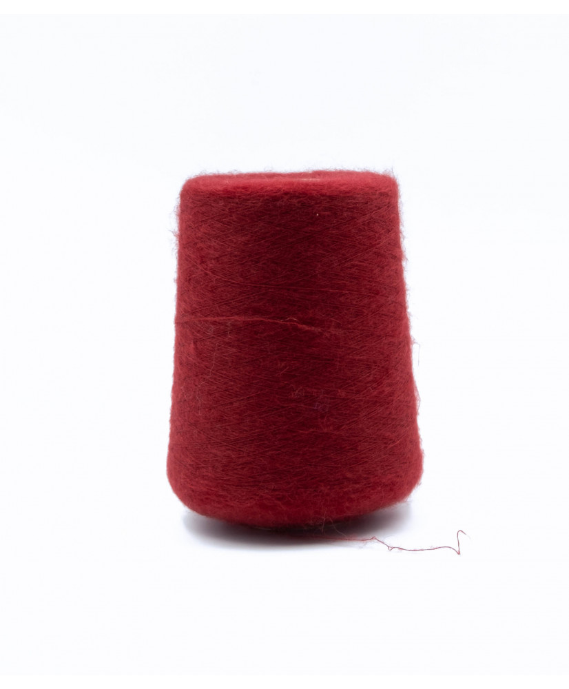 Kidmohair 58% Polyamide 36% Merino 6%