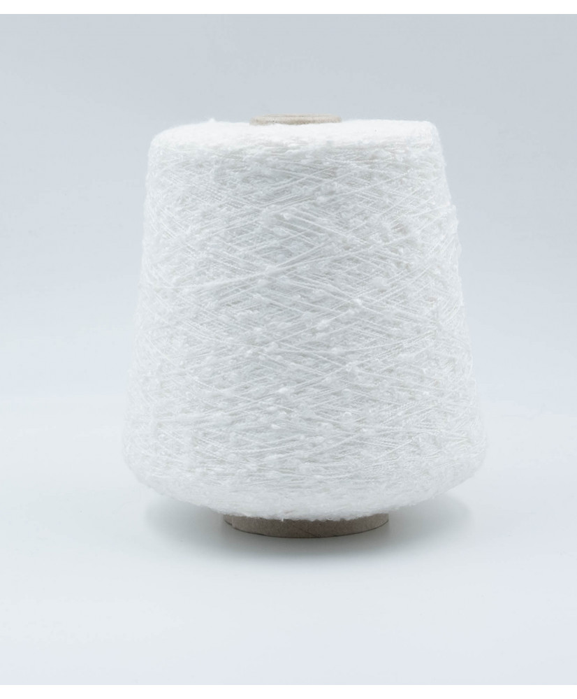 Viscose 76% Polyamide 23% Elastane 1%