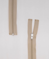 Plastic zipper with releasable chain and metal slider