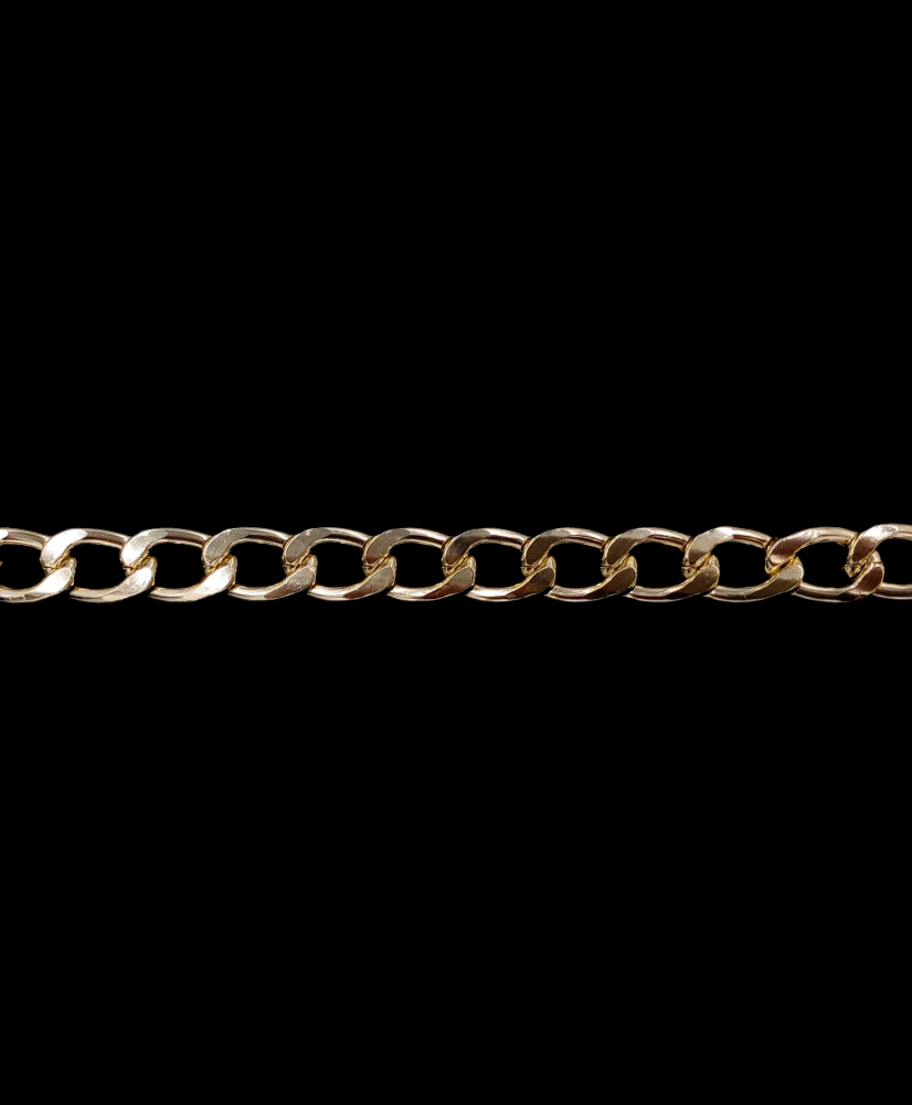 Catena in oro chiaro