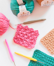 Crochet hook with ergonomic silicon handle