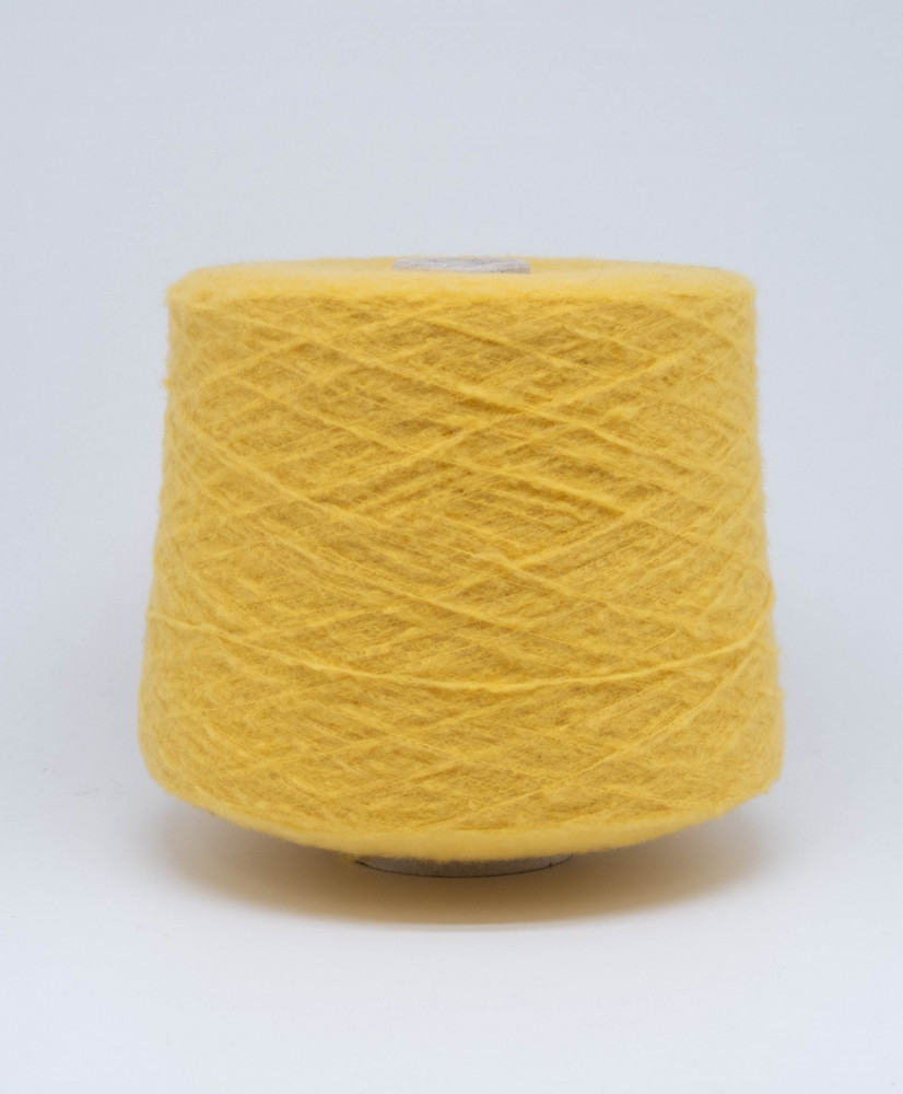 Merino 62% Cashmere 26% Polyamide 12%