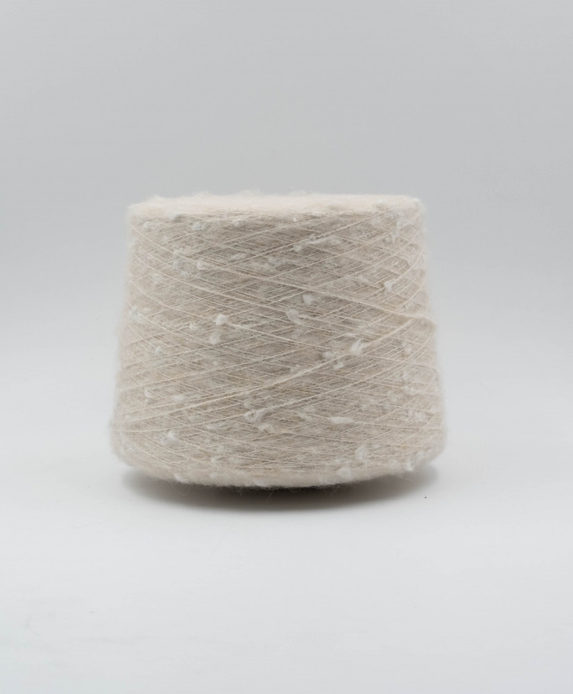 Cotton 38% Baby alpaca 17% Merino 13% Polyamide 32%