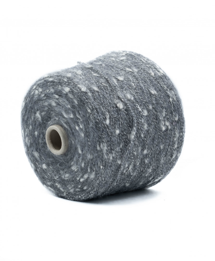 Cotton 38% Baby alpaca 17% Merino 13% Polyamide 32%