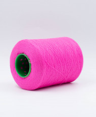 Merino 76% Cashmere 14% Solvron 10%.