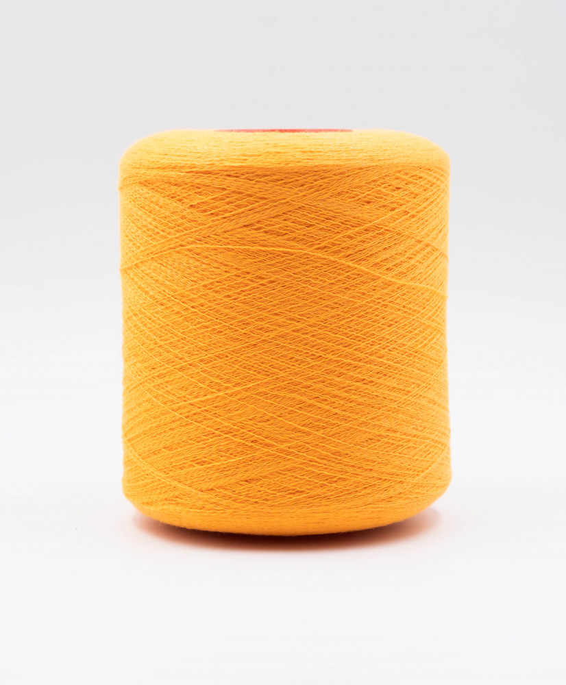 Merino 76% Cashmere 14% Solvron 10%.