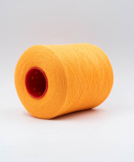 Merino 76% Cashmere 14% Solvron 10%.