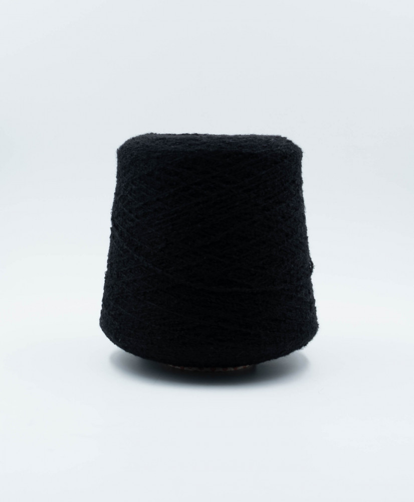 Cashmere 53% Lambswool Extrafine 27% Silk 20%