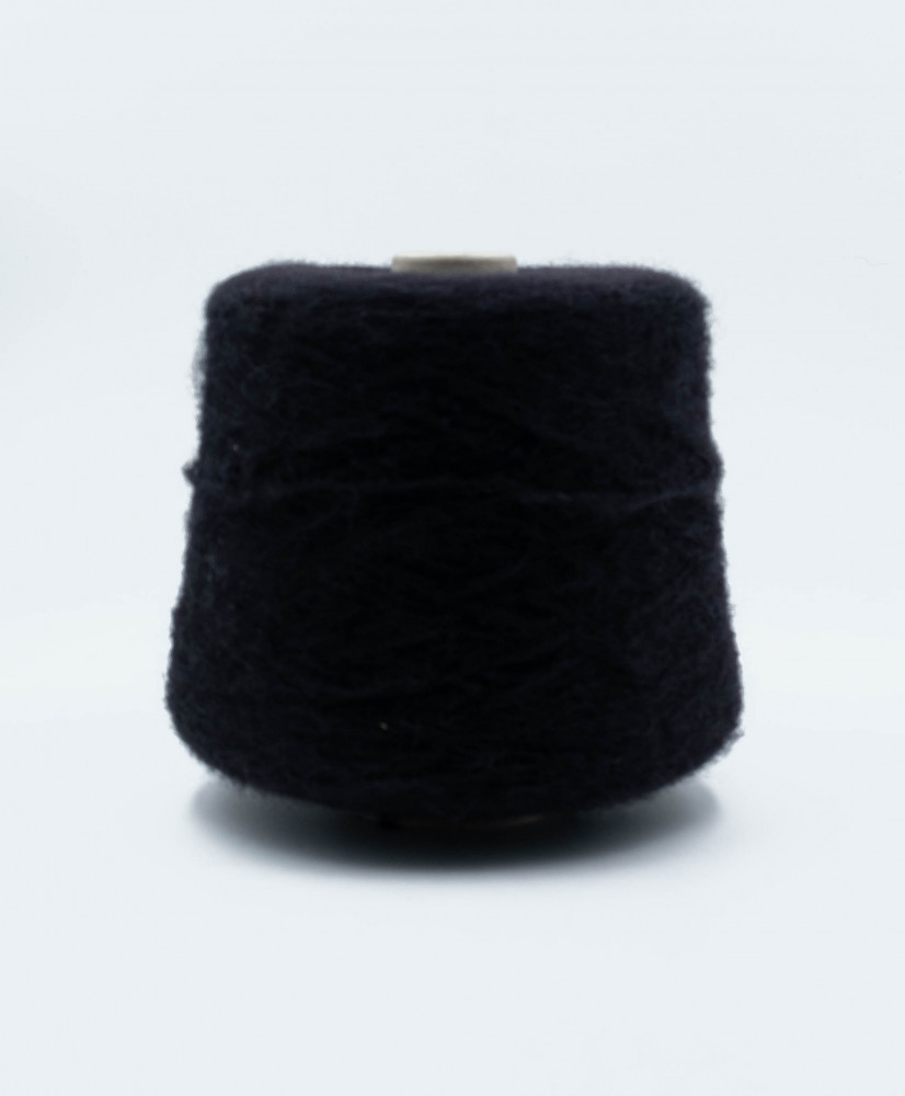 Baby Alpaca 56% Silk 16% Recycled Polyamide 20% Polyamide 8%