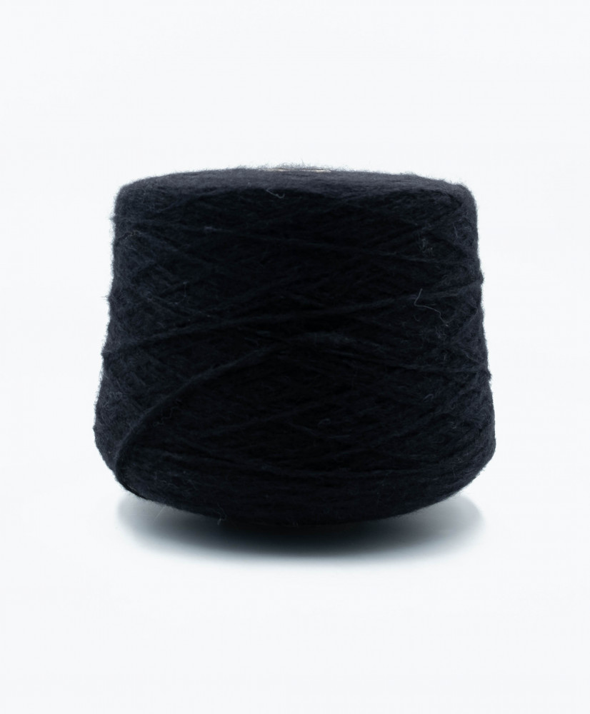 Alpaca 46% Polyamide 34% Wool 20%