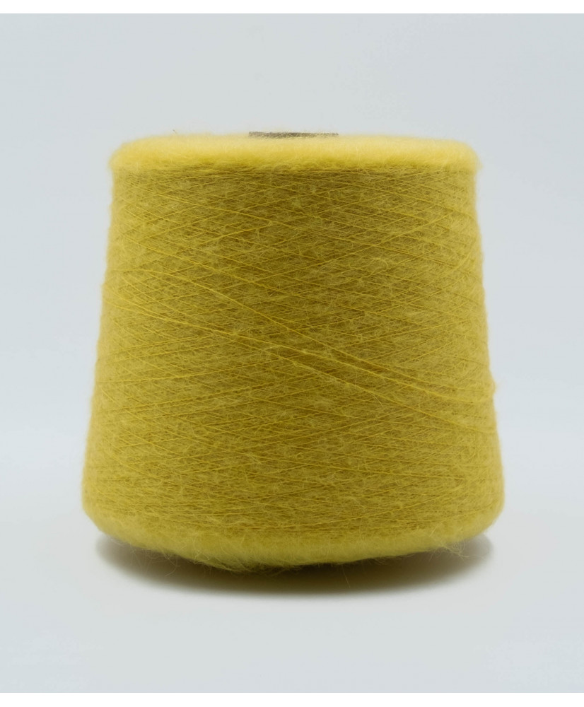 Mohair 67% Merino 5% Polyamide 28%