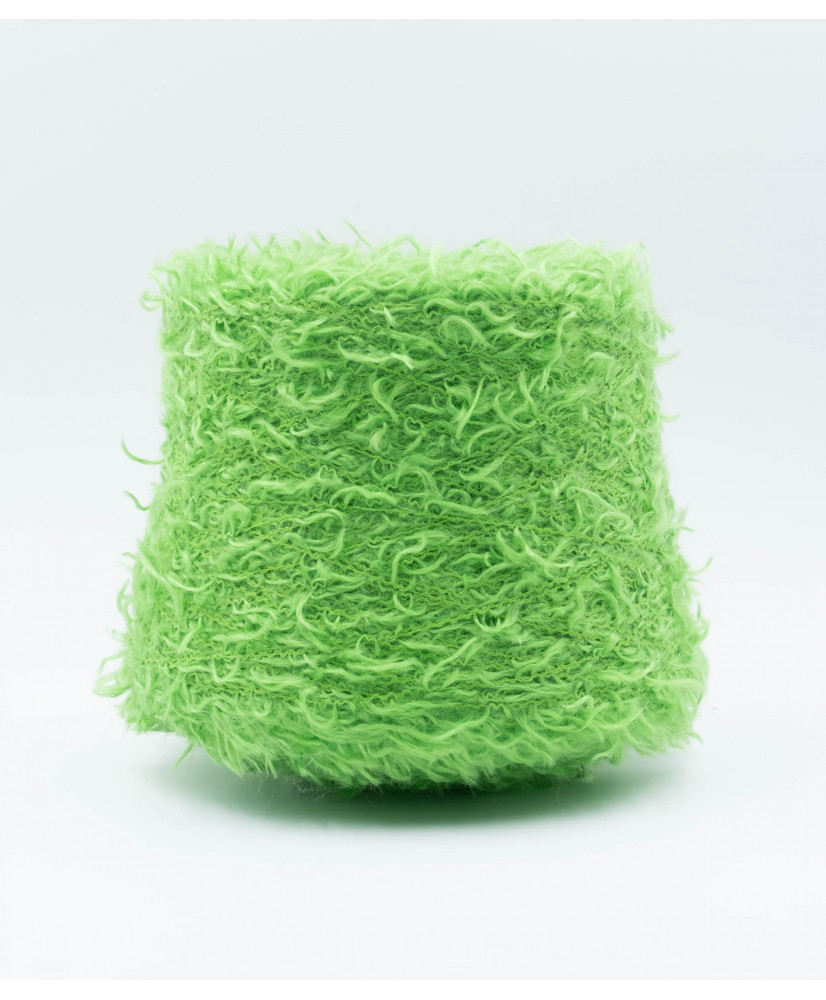 Mohair 67% Polyamide 23% Wool 8%