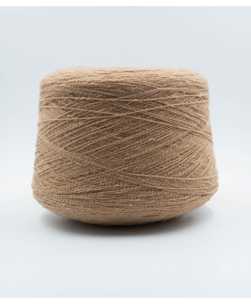 Cashmere 29%  Lambswool Superfine 68%  Polyester 3%