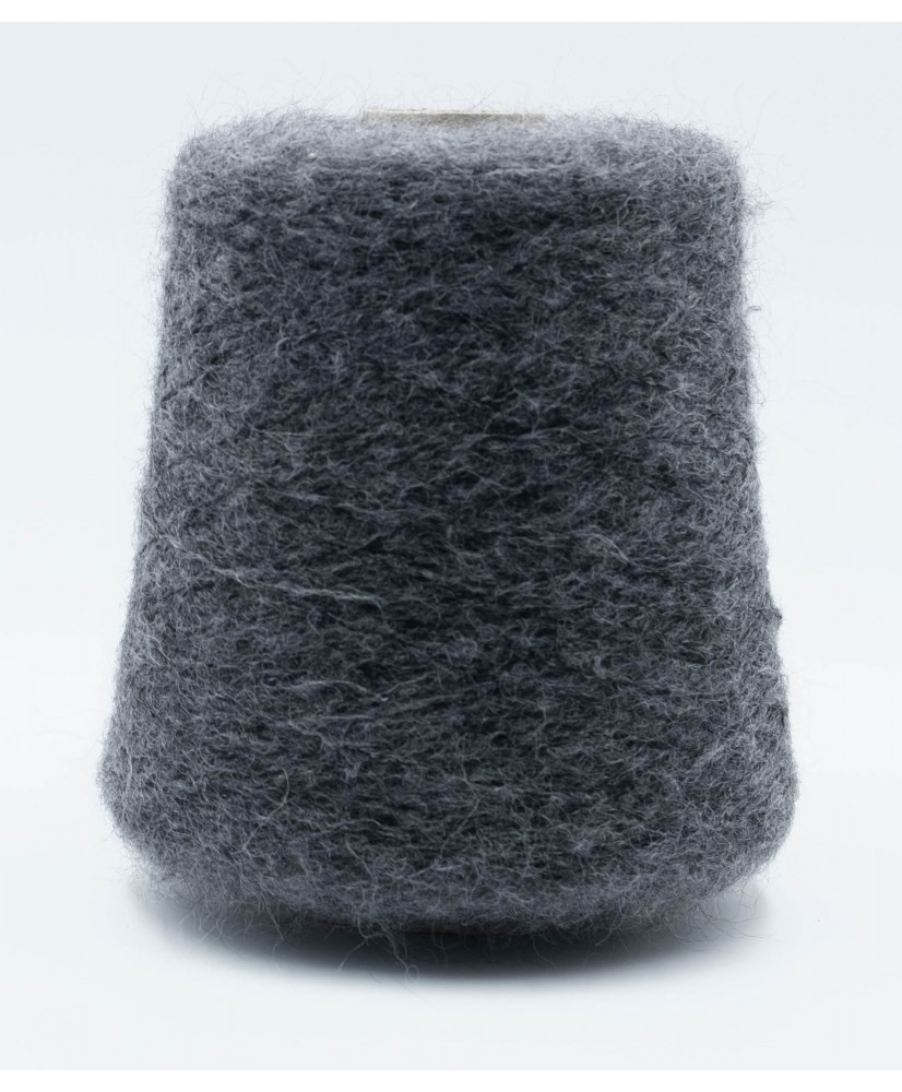 Acrylic 50% Polyester 6% Mohair 23% Polyamide 13% Wool 8% Sequined