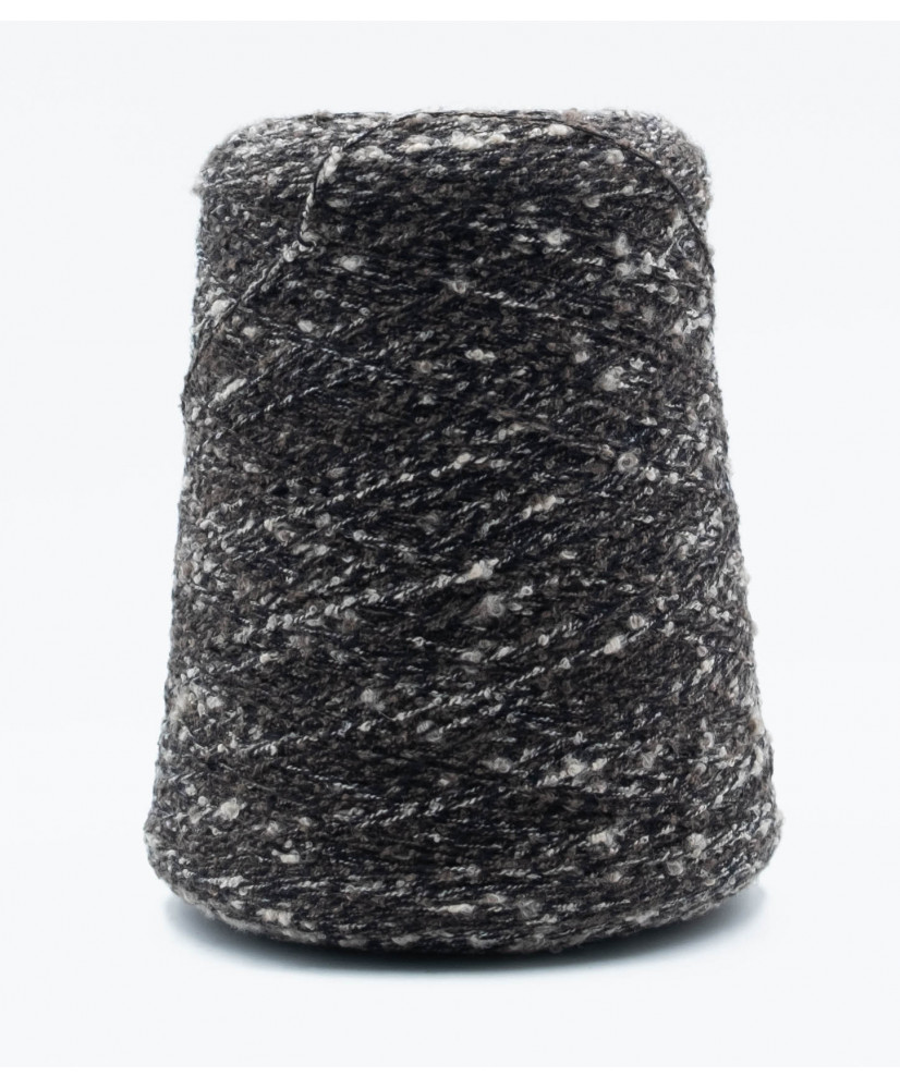Cashmere 60% Merino 28% Silk 12%